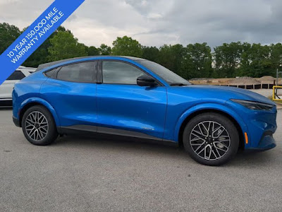 2025 Ford Mustang Mach-E