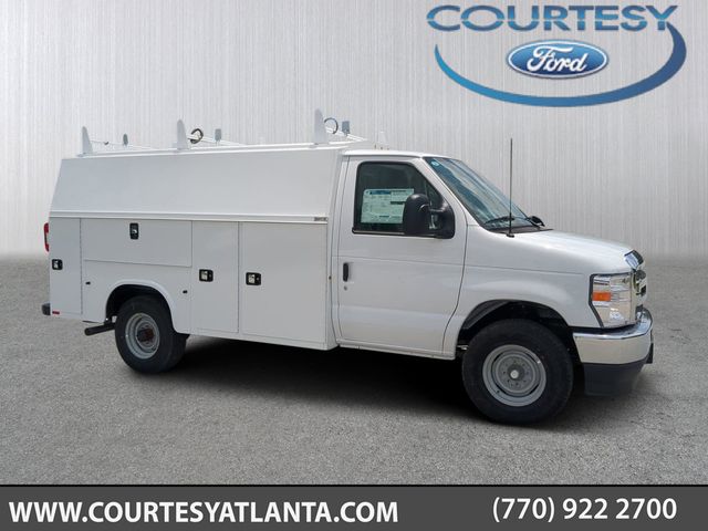 2026 Ford E-350SD Base