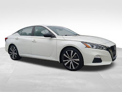2021 Nissan Altima 2.5 SR