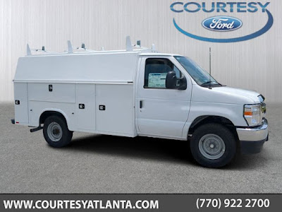 2026 Ford E-350SD