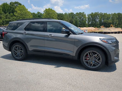 2025 Ford Explorer