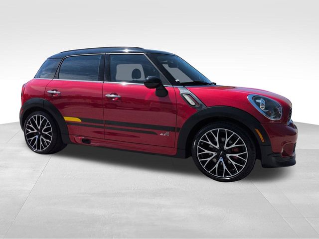 2013 MINI John Cooper Works Countryman Base