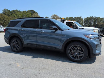 2025 Ford Explorer
