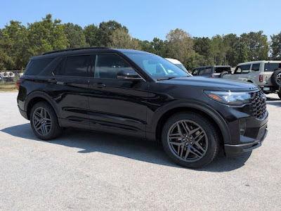 2025 Ford Explorer