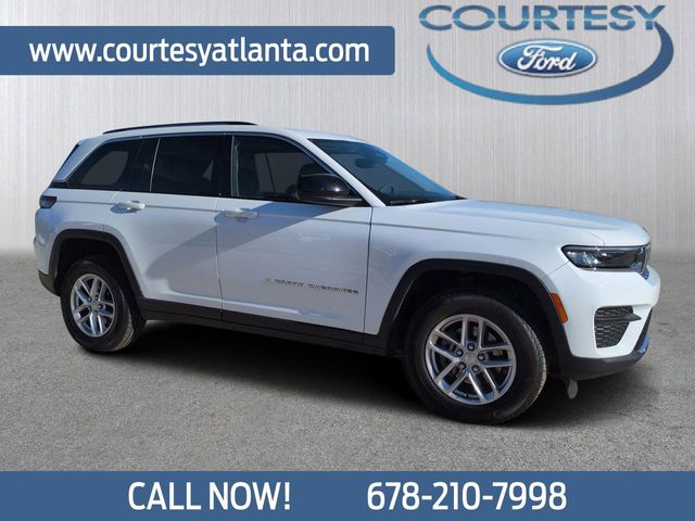 2023 Jeep Grand Cherokee Laredo