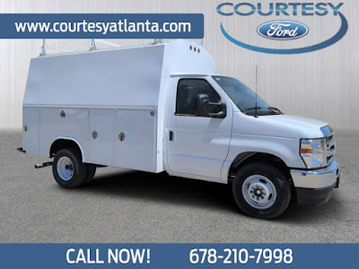 2026 Ford E-350SD