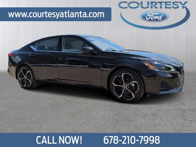 2025 Nissan Altima 2.5 SR