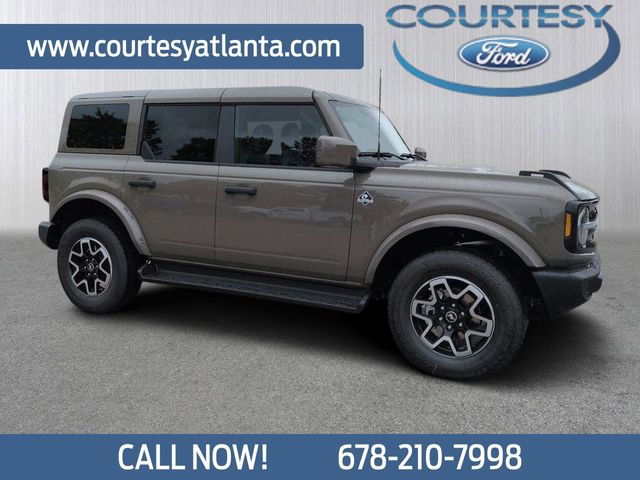2026 Ford Bronco Outer Banks