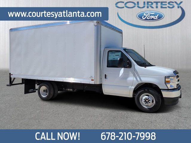2027 Ford E-350SD Base