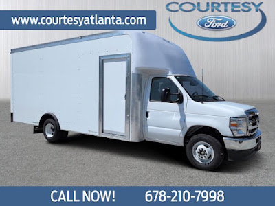 2027 Ford E-450SD