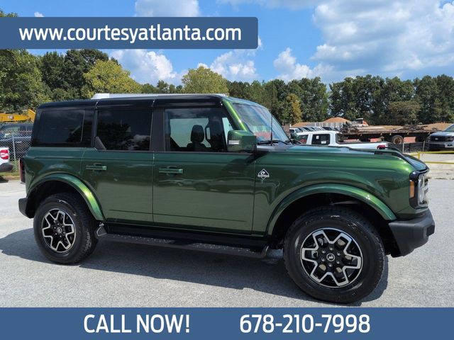 2025 Ford Bronco Outer Banks