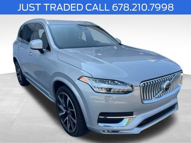2023 Volvo XC90 B5 Plus