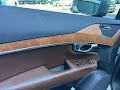 2023 Volvo XC90 B5 Plus